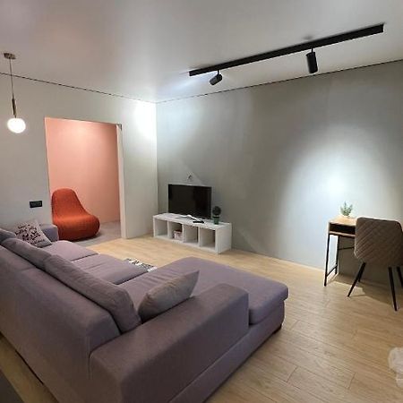 2 Room Modern Apartment View ドニプロペトロウシク エクステリア 写真